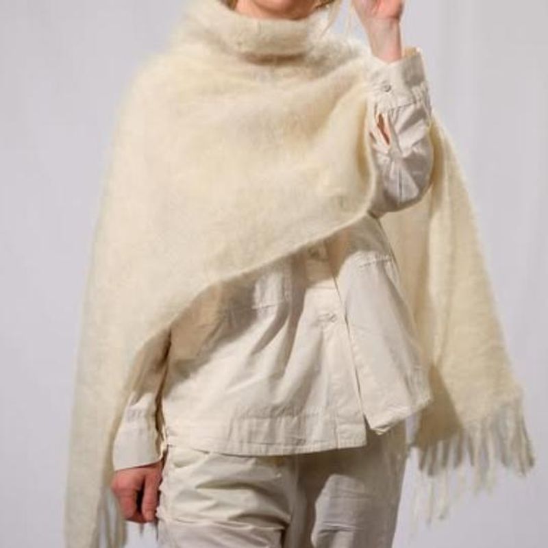 Eloide Mohair Poncho - Off White